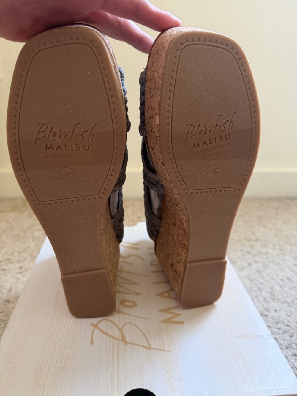 Blowfish Malibu Andrea Wedge Sandals Gray Woven Cork Platform Size 8.5 - Picture 6 of 6